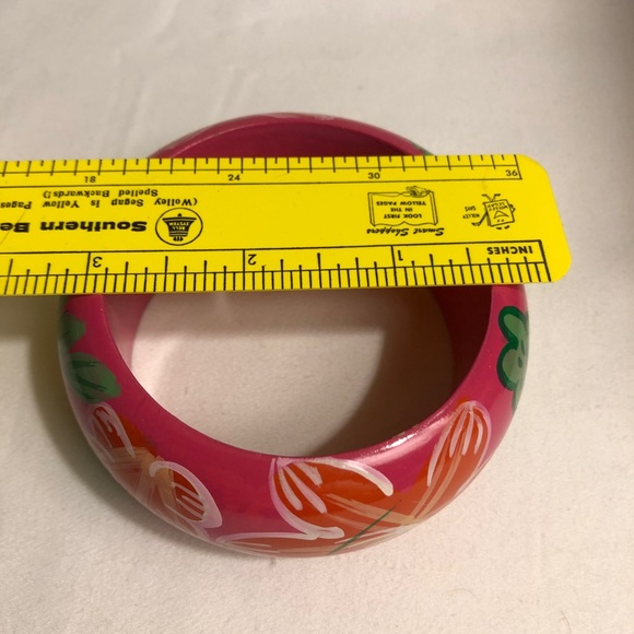 Vintage Wooden Bracelet with Hand Painted Flowers - Picture 10 of 13